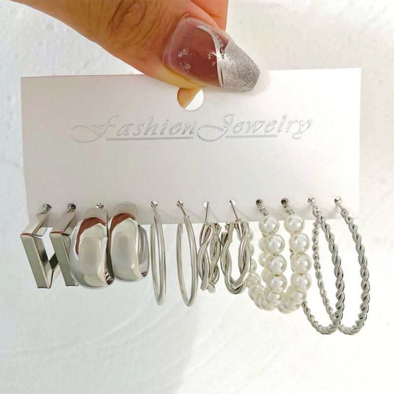 Elegant 6-Pair Retro Pearl Earrings Set – Timeless & Stylish
