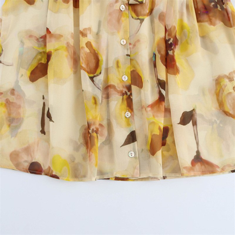 Retro Floral Print Leisure Shirt – Stylish & Comfortable Women's Top