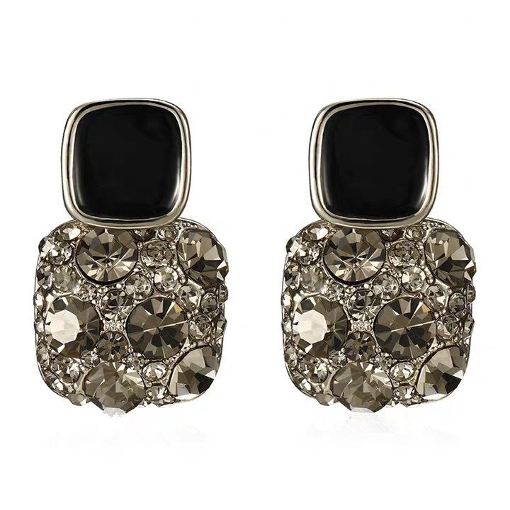 Gold-Toned Black Crystal Earrings – Fashionable & Elegant