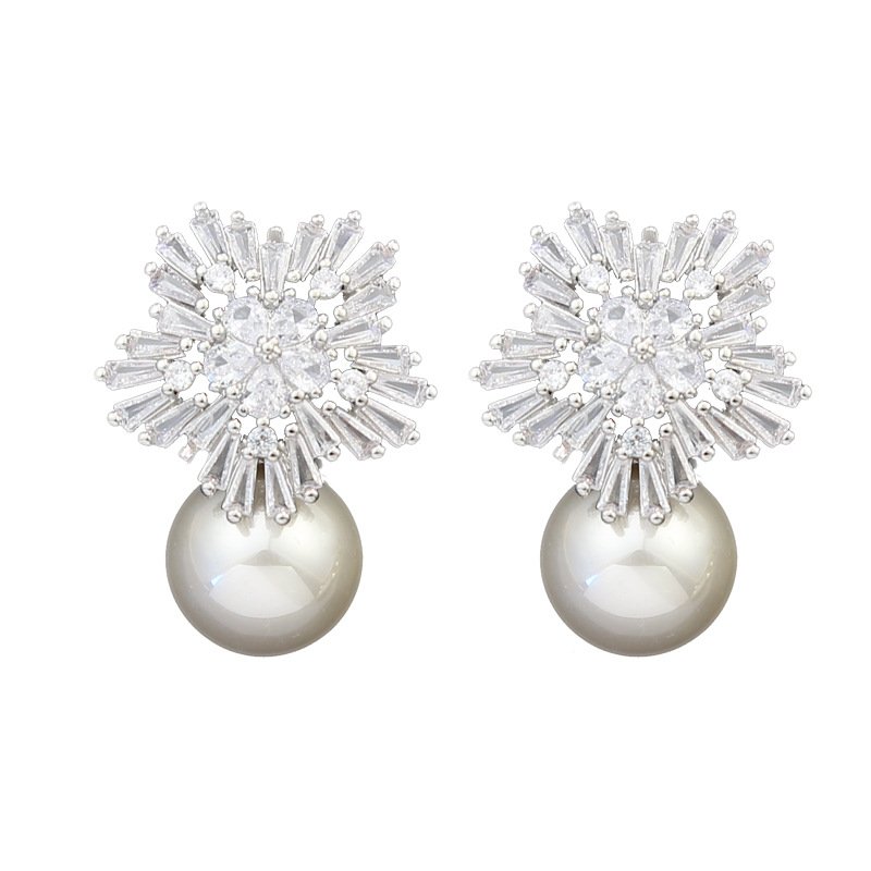 Snowflake Pearl Stud Earrings with Zirconia – Elegant & Sparkling Jewelry