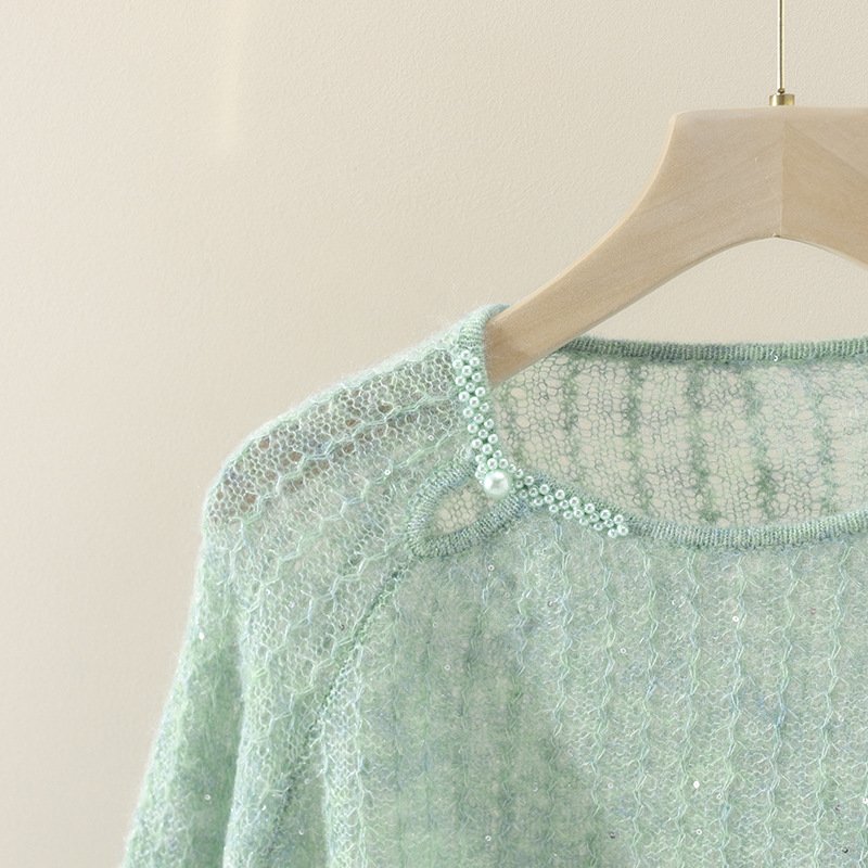 Pearl Buckle Retro Elegant Alpaca Wool Sweater – Sophisticated Women's Knitwear One-Size