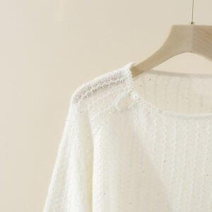 Pearl Buckle Retro Elegant Alpaca Wool Sweater – Sophisticated Women's Knitwear One-Size