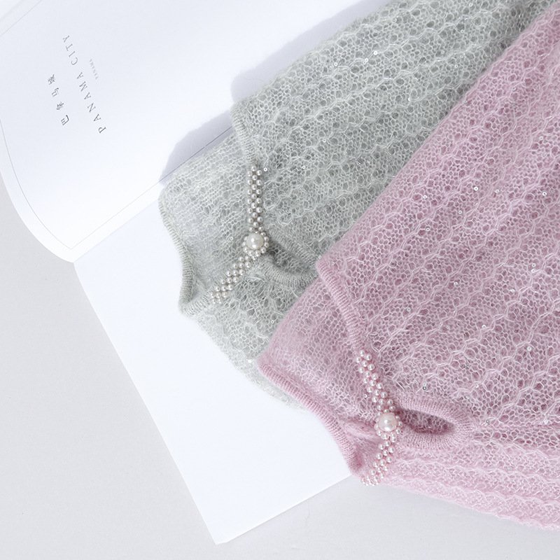 Pearl Buckle Retro Elegant Alpaca Wool Sweater – Sophisticated Women's Knitwear One-Size