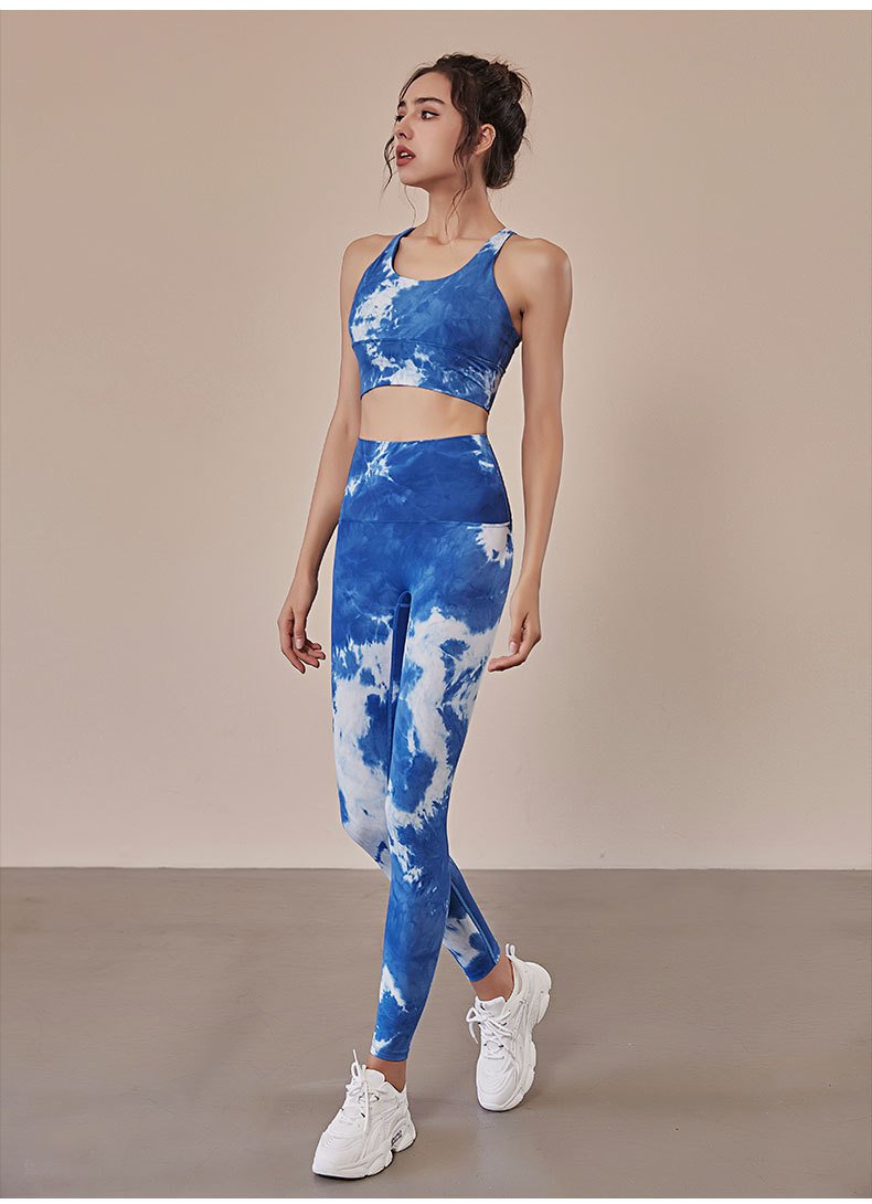 Oil Painting Yoga Suit – Women's Nude Yoga Wear with Fixed Chest Pad