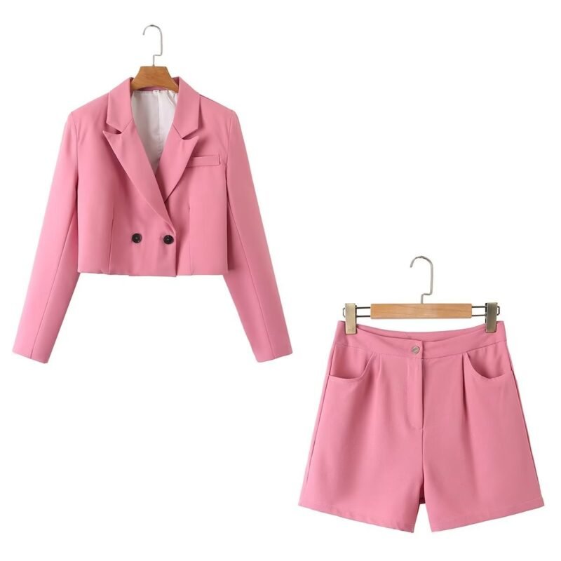 Chic Pink Blazer & Shorts Suit for Women