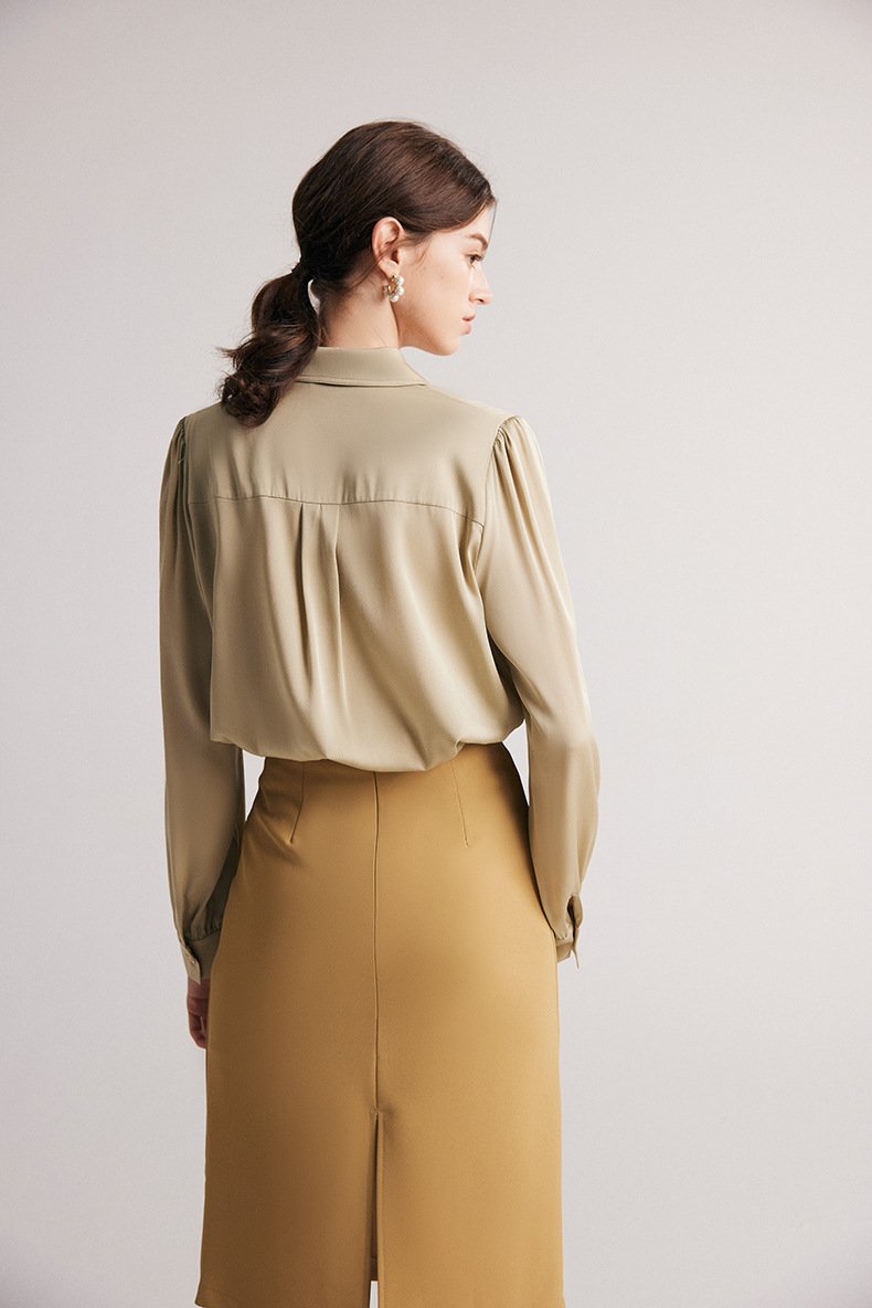 Green Mulberry Silk Women's Shirt – Luxurious & Soft Fashion Top