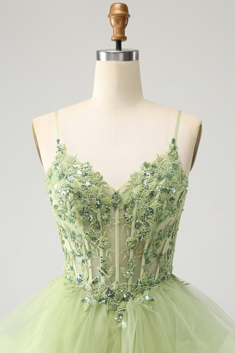 Green Tulle Short Prom Dress with Spaghetti Straps & Lace Applique