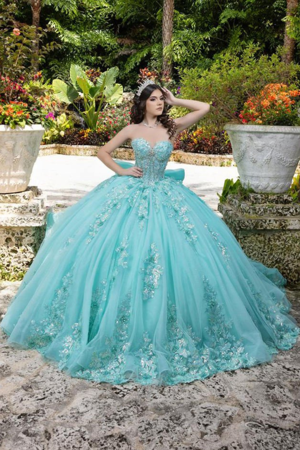 Elegant Aqua Sweetheart Quinceañera Dress | Applique Ball Gown with Bow