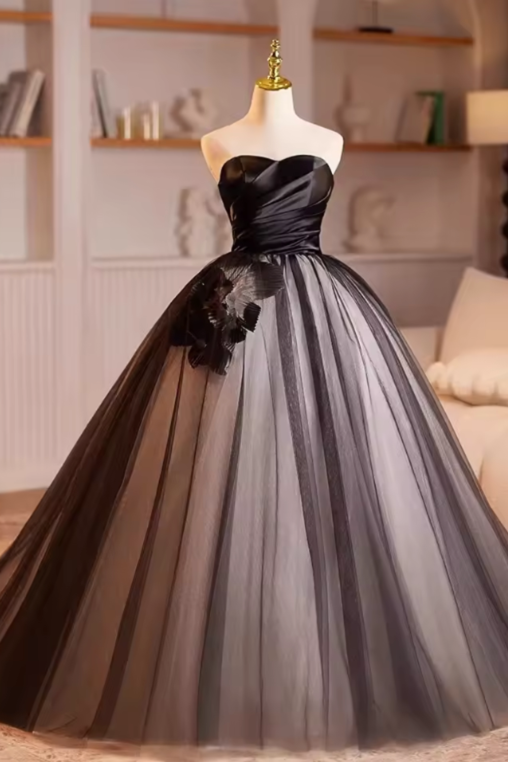 Elegant Black Tulle Quinceanera Dress