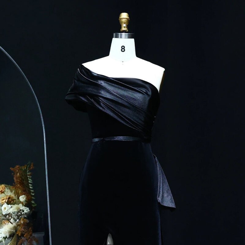 One Shoulder Elegant Black Evening Dress – Timeless Formal Gown