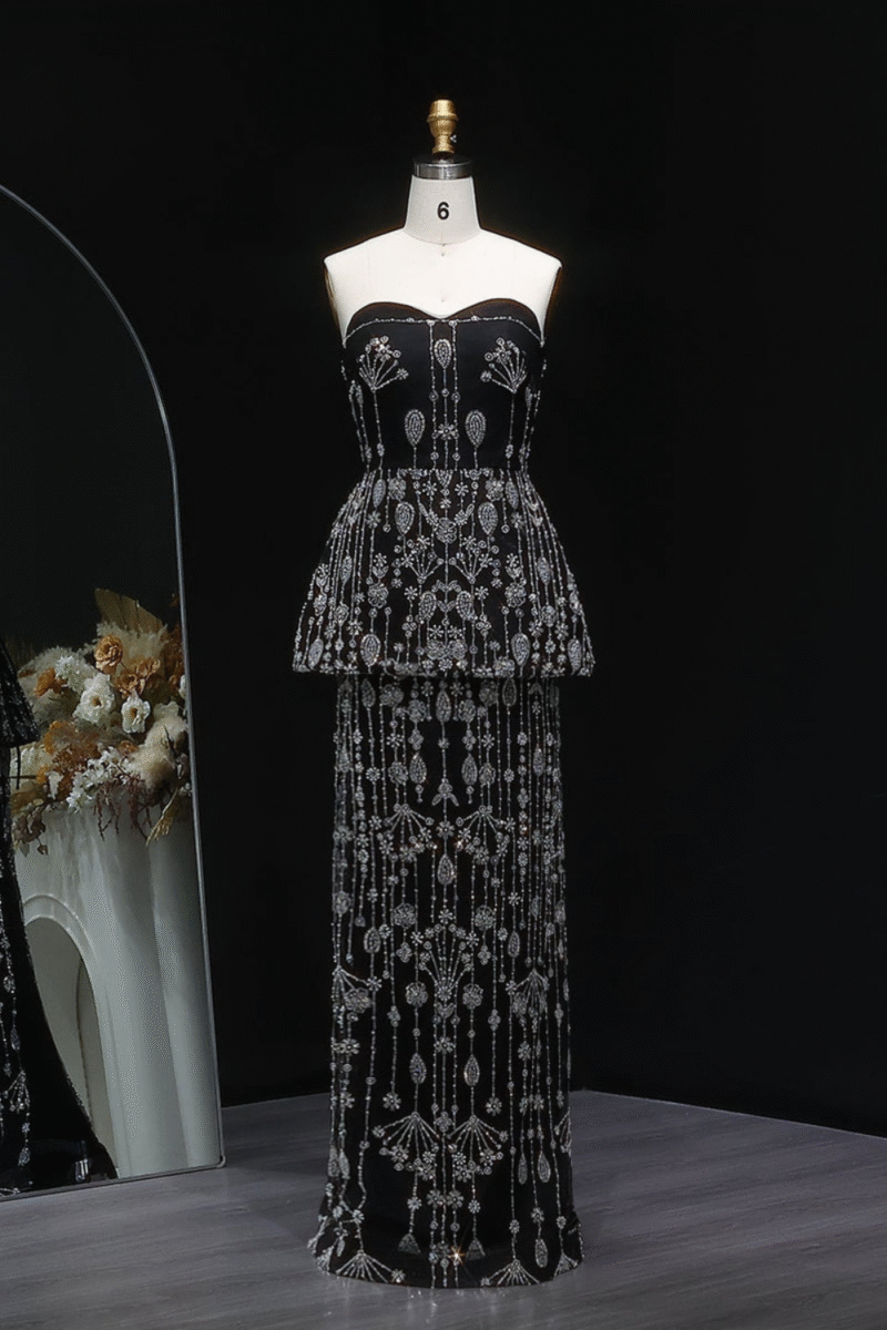 Black Two-Piece Evening Dress with Elegant Sweetheart Neckline