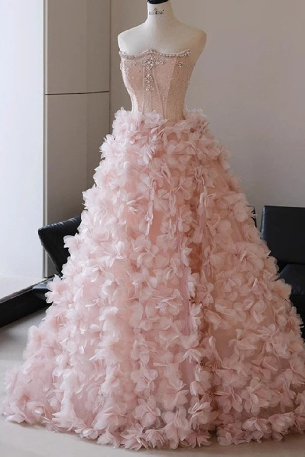 Strapless Pink A-Line Evening Dress – 3D Flowers & Beaded Party Gown