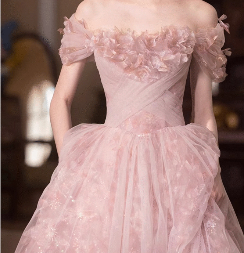 Chic Blushing Pink Applique A-Line Prom Dress – Elegant Evening Gown